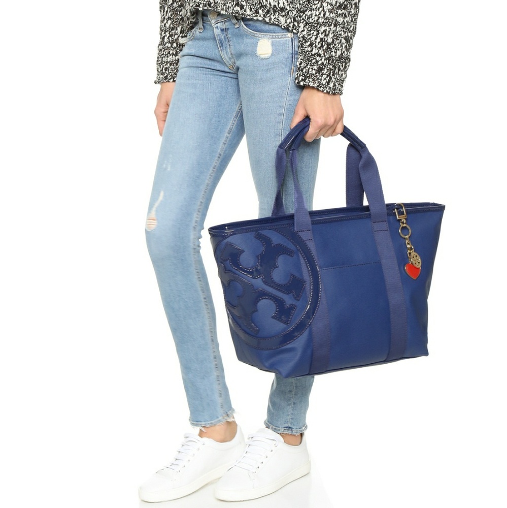 Tory tote large! New